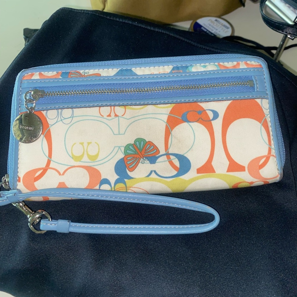 Coach wallet